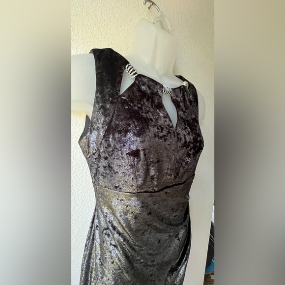 Scarlet sexy metallic dress size M for night parties - Picture 3 of 7